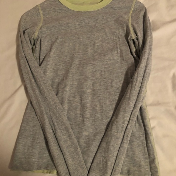 Ivivva long sleeve reversible shirt - Picture 1 of 4